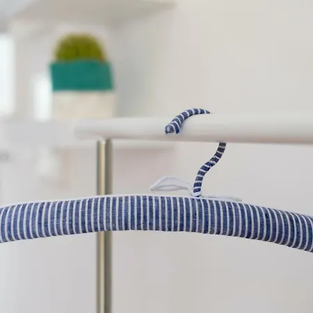 לינה וארוחת בוקר Bed And Book Giusino 2*