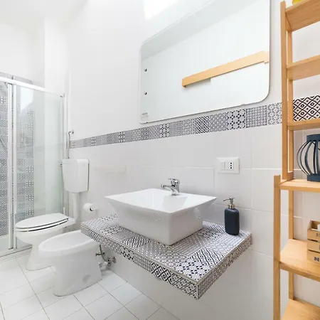 Bed And Book Giusino Bed & Breakfast 2*