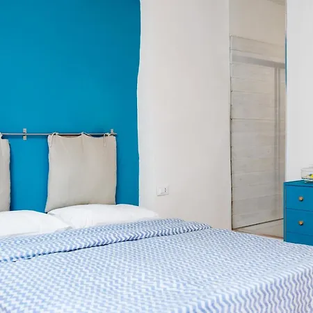 Bed & Breakfast Bed And Book Giusino Palermo