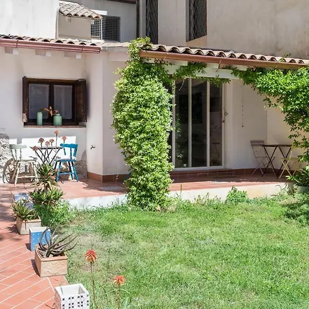 Bed & Breakfast Bed And Book Giusino